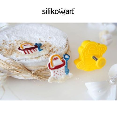 Jogo 4 Moldes para Biscoito Sorvete Barco Summer Silikomart
