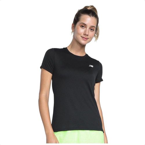 Camiseta New Balance Sport Essentials Feminina